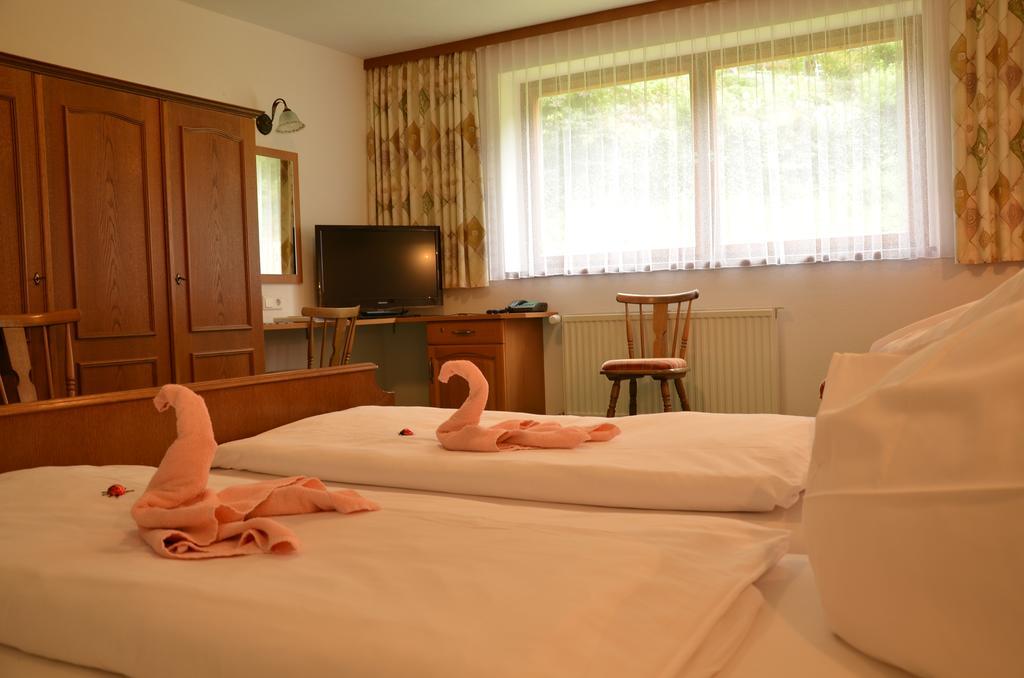 Gasthof "Zur Gemuetlichkeit" Bschlabs Buitenkant foto